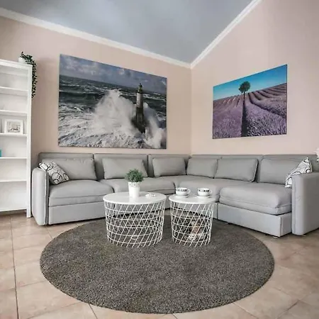 In 14275 Feriehus Jadranovo