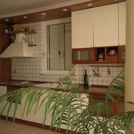 In 14275 * Jadranovo