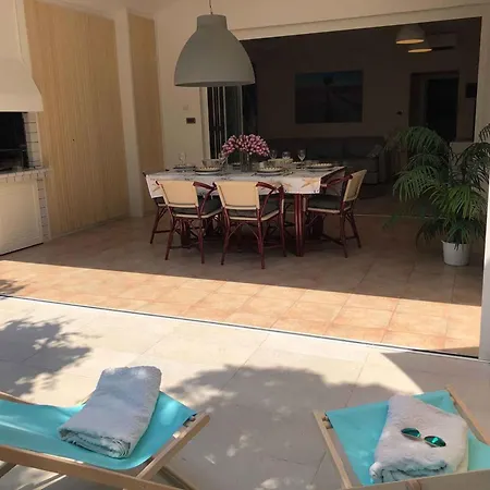 In 14275 Feriehus Jadranovo